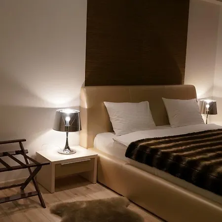 Апартаменти Pearl Luxury