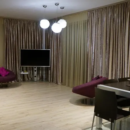 Апартаменти Pearl Luxury *