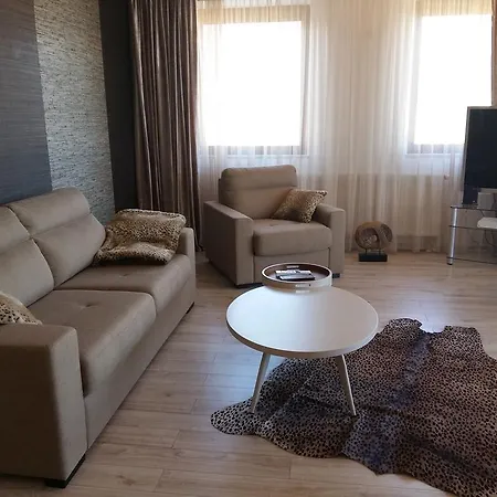 Апартаменти Pearl Luxury *