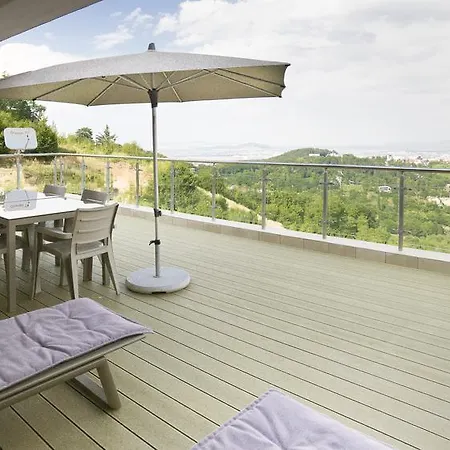 Pearl Luxury Апартаменти