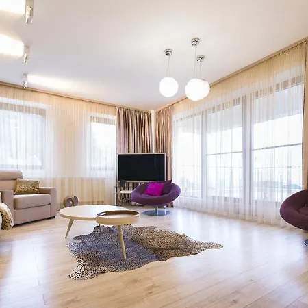 Pearl Luxury * Брашов